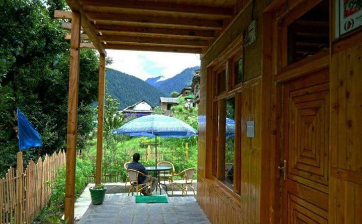 Latoda Eco Lodge Jibhi Eksteriør bilde